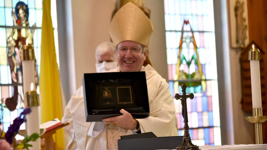 Bishop McClory at St. Ed's 150th anniversary Mass