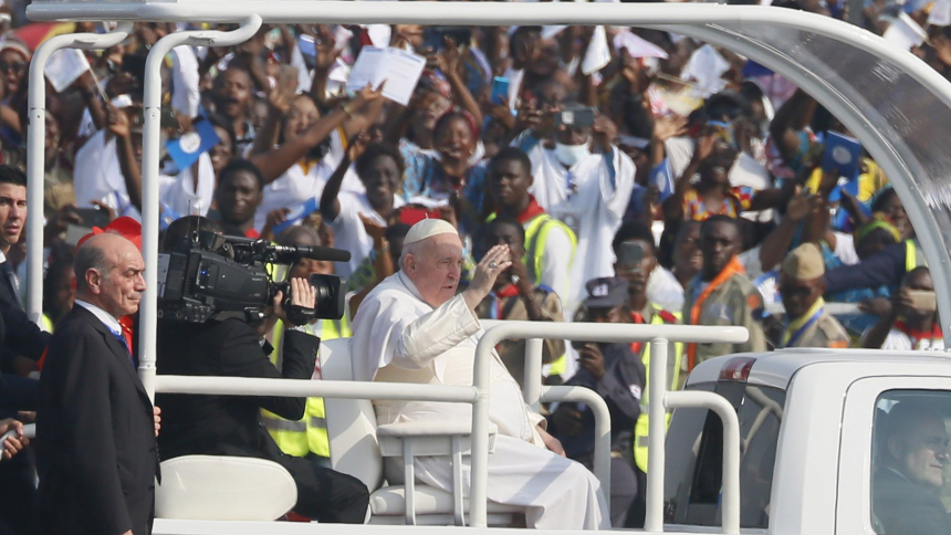 Pope, in Congo, Calls for an 'amnesty of the Heart' to Build Peace
