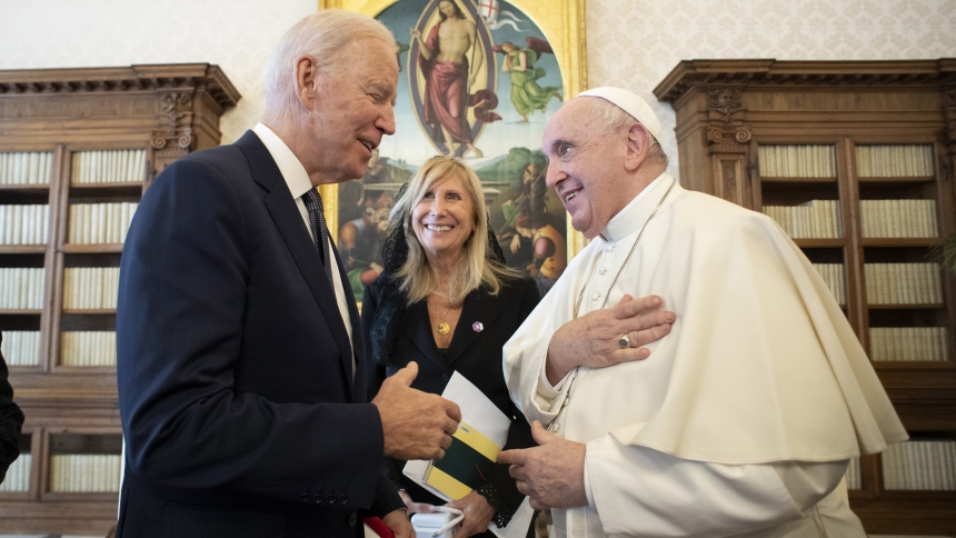 U.S. President Joe Biden talks with Pope Francis during a meeting at the Vatican Oct. 29, 2021. Biden spoke with the pope from the White in Washington Jan. 11, 2025, and named him as a recipient of the Presidential Medal of Freedom with Distinction. Biden had been scheduled to have an audience with the pope during a Jan. 9-12 trip to Rome but the president canceled the trip amid the California wildfires. (CNS photo/Vatican Media)