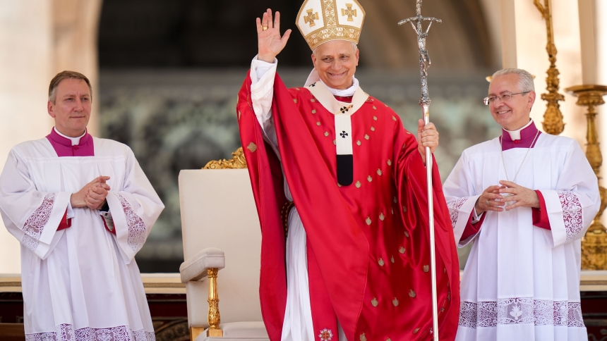 Pope Leo XIV smiles at the conclusion of Pentecost Mass in St. Peter’s Square at the Vatican June 8, 2025, marking the end of the Jubilee of Ecclesial Movements, Associations and New Communities. (CNS photo/Lola Gomez)