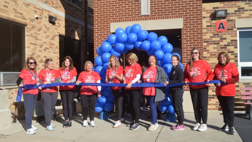 cutting ribbon