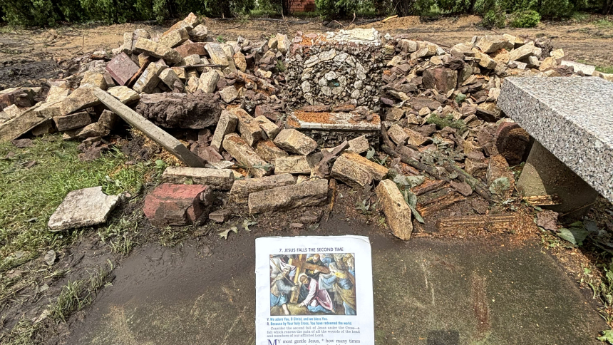 Seventh Station of the Cross at Carmelite Shrine
