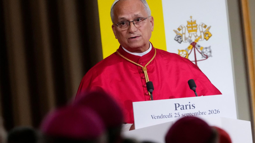 Pope Leo XIV delivers a speech during a meeting with authorities, members of civil society and the diplomatic corps at the Élysée Palace in Paris Sept. 25, 2026, the first day of his four-day apostolic journey to France. (OSV News photo/Teresa Suarez, Pool via Reutes)